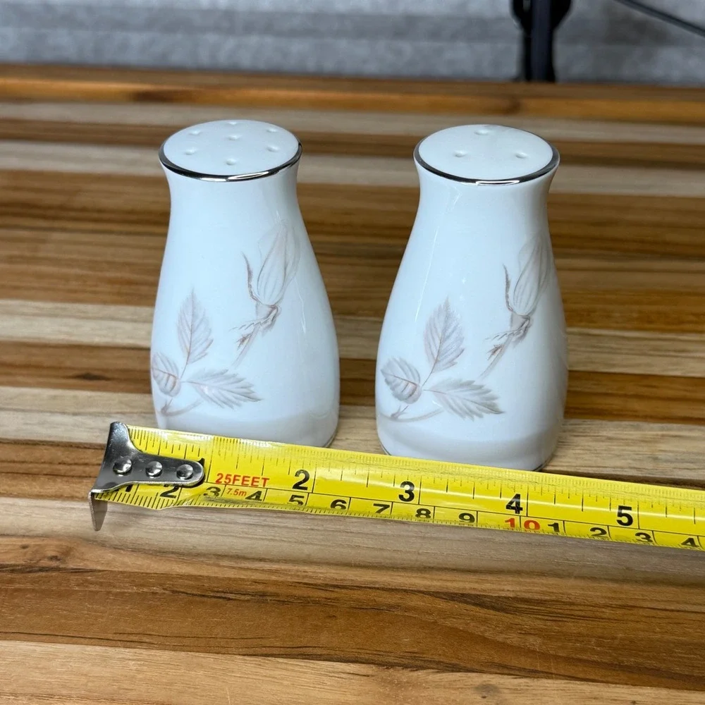 Noritake‎ PLATINUM Melrose Salt & Pepper Shakers HARD TO FIND